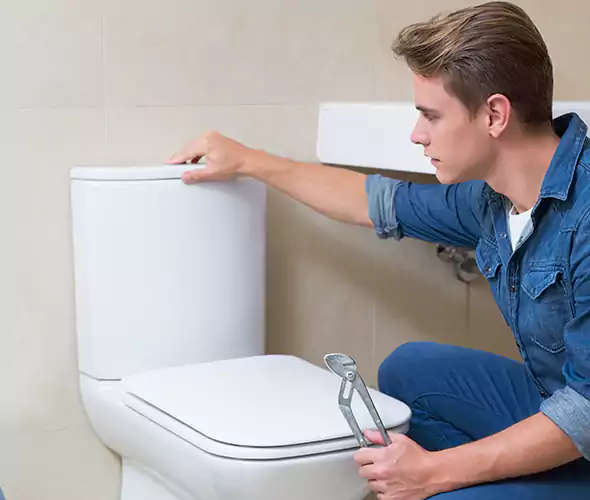 Expert Plumber for Toilet Replacement in Troy, MI: Schedule Affordable Toilet Replacement Services with Us